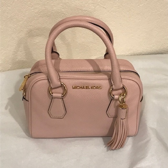 NWT Michael Kors Blush Bedford handbag - Picture 3 of 4